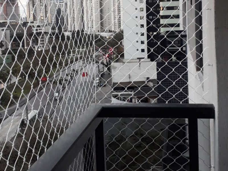 Garanta a segurança de animais com rede residencial em Miraporanga